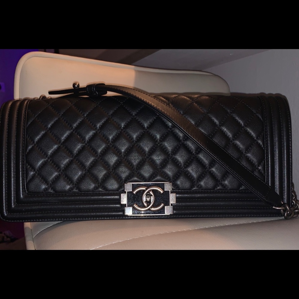 Auth long CHANEL SHORT day/evening bag caviar